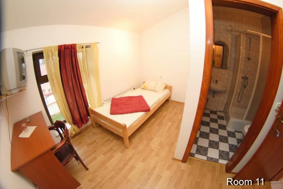 Motel Bella Italia Іліджа Екстер'єр фото